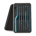 Set per la pulizia delle orecchie in acciaio inossidabile blu, nero e rosa - conservazione pratica e pulizia precisa del condotto uditivo - immagine 2
